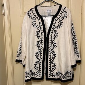 Linea by Louis Dell'Olio Black and White Embroidered Cardigan